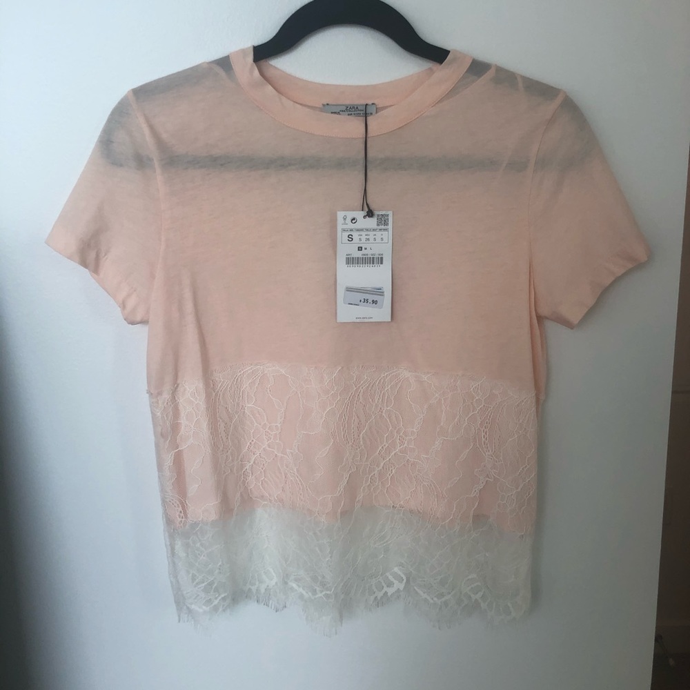 💖NWT Zara- Pink Crop with accent lace